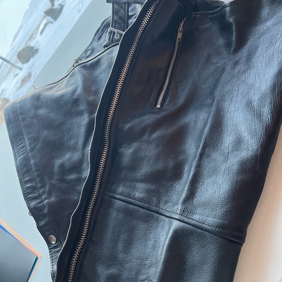 Women’s Xelement Black Leather Motorcycle Chaps - Picture 5 of 12